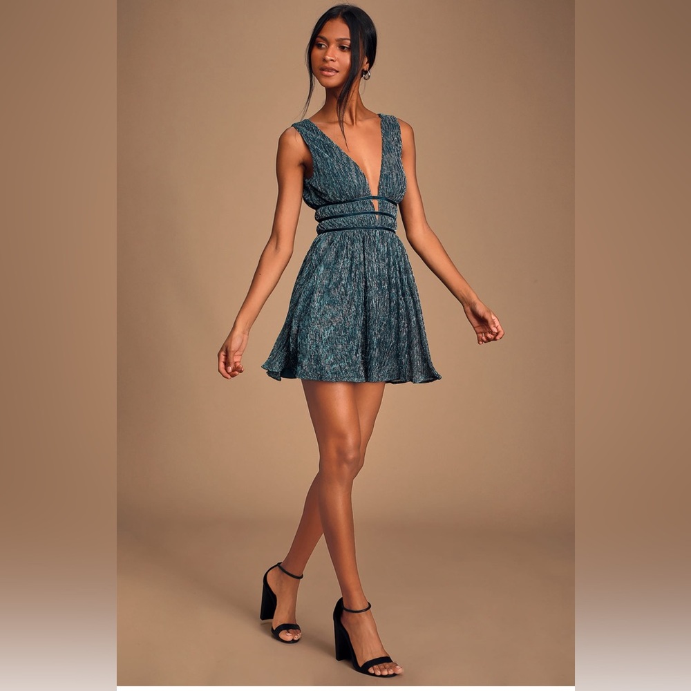 Lulus metallic teal green mini dress women’s size extra small, elegant, trending